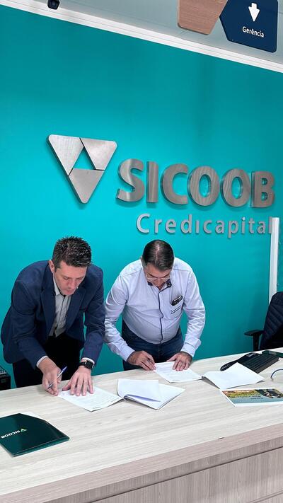 Sicoob Credicapital e Coprossel firmam intercooperação para fortalecer produtores rurais da região